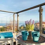 Blue Mirage - Seaview & Pool Backyard Апартаменты *