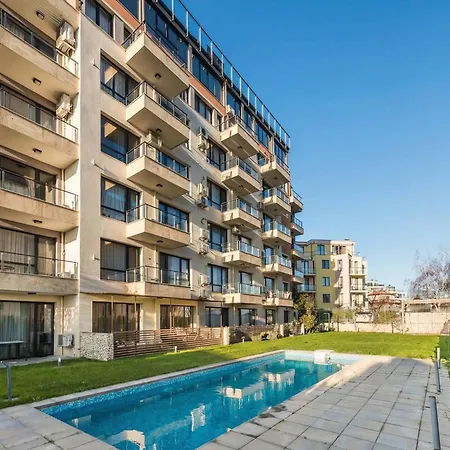 Апартаменты Blue Mirage - Seaview & Pool Backyard *