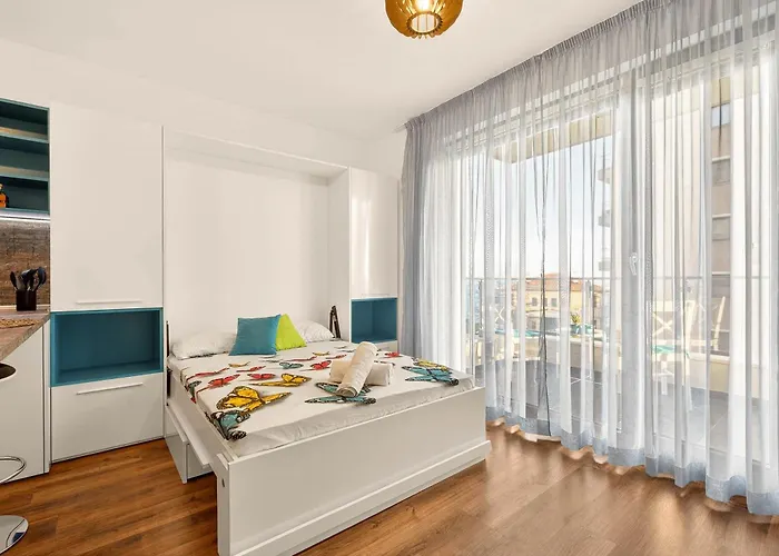 Appartamento Didi's Stylish - Seaview & Pool Backyard